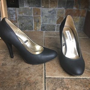 Steve Madden black heels